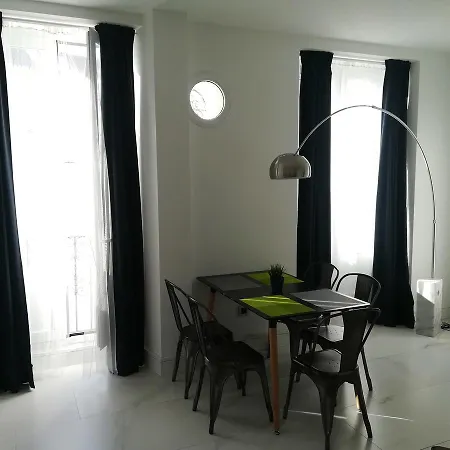 Apartment Adriano